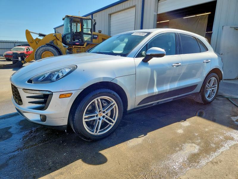 2015 PORSCHE MACAN S, null