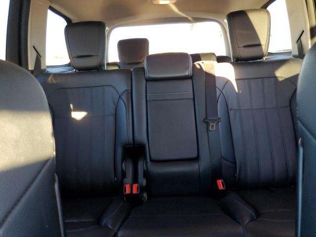 4JGDF6EE7HA803199 - 2017 MERCEDES-BENZ GLS 450 4MATIC WHITE photo 10