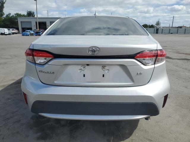 JTDEPRAE8LJ113080 - 2020 TOYOTA COROLLA LE SILVER photo 6