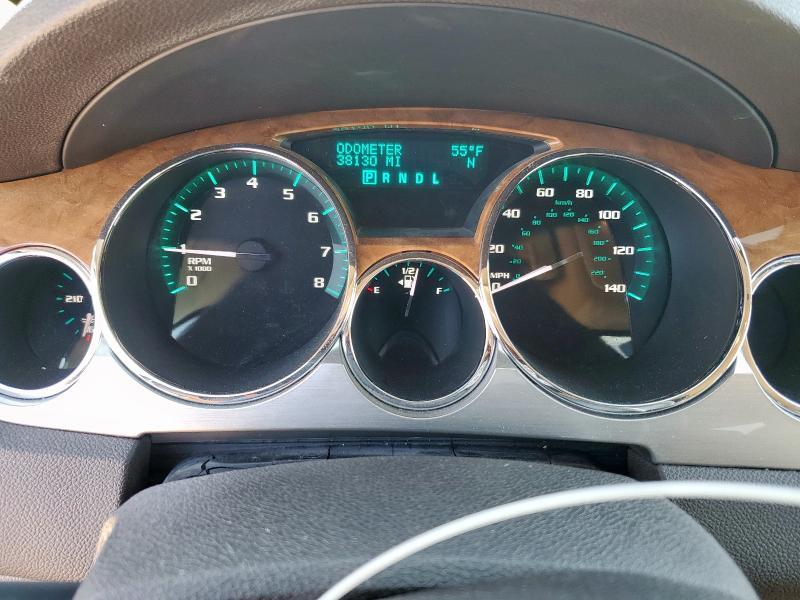 5GALRBED2AJ221736 - 2010 BUICK ENCLAVE CXL WHITE photo 9