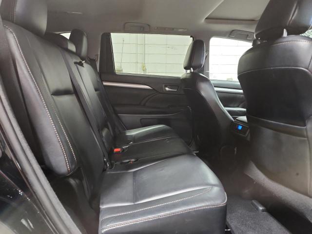 5TDJKRFH2GS289986 - 2016 TOYOTA HIGHLANDER XLE 黑色 照片 11
