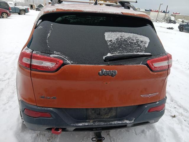 1C4PJMBS1FW716431 - 2015 JEEP CHEROKEE TRAILHAWK ORANGE photo 6