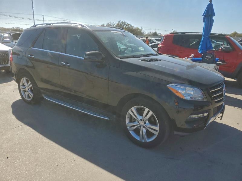 4JGDA5JBXDA203131 - 2013 MERCEDES-BENZ ML 350 BLACK photo 4