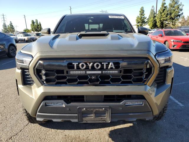 3TMLB5JN0RM002209 - 2024 TOYOTA TACOMA DOUBLE CAB GREEN photo 5