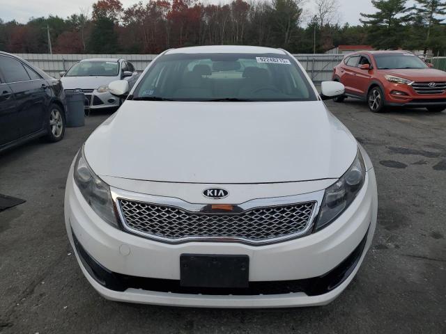 KNAGM4A71B5186429 - 2011 KIA OPTIMA LX 白色 照片 5