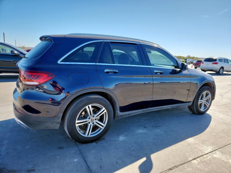 W1N0G8EB6MF906282 - 2021 MERCEDES-BENZ GLC 300 4MATIC BLUE photo 3