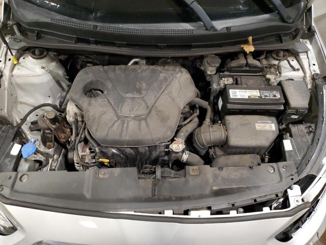 KMHCT5AE7HU341245 - 2017 HYUNDAI ACCENT SE SILVER photo 11