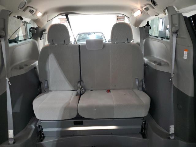 5TDKZ3DC5HS899970 - 2017 TOYOTA SIENNA LE 银色 照片 10