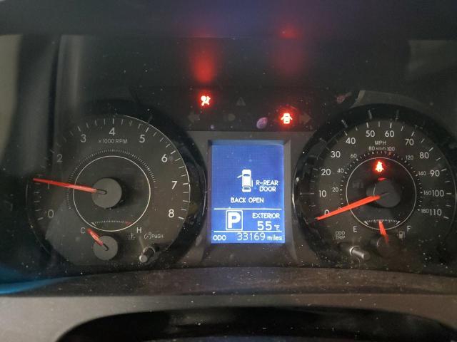 5TDKZ3DC5HS899970 - 2017 TOYOTA SIENNA LE 银色 照片 9