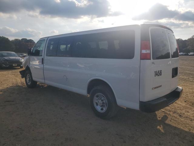 1GAZGNF79R1233007 - 2024 CHEVROLET EXPRESS G3500 LS WHITE photo 2