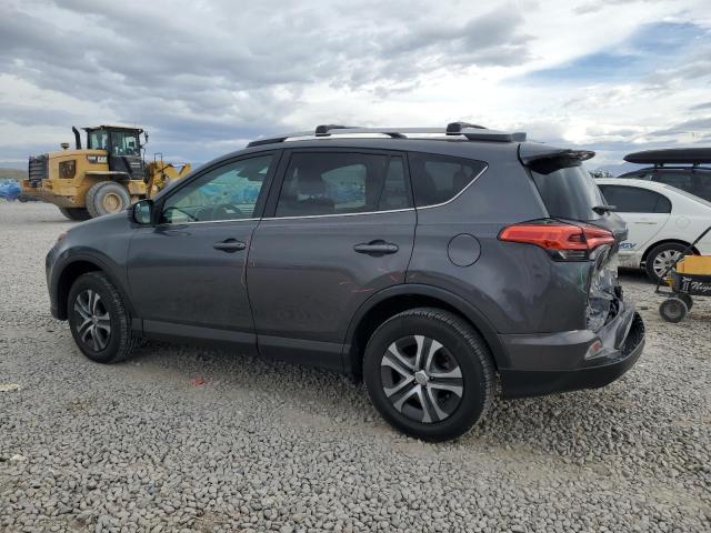 2T3BFREV3HW601734 - 2017 TOYOTA RAV4 LE 灰色 照片 2