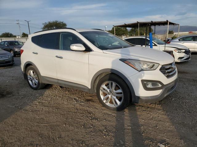 5XYZU3LA2EG157029 - 2014 HYUNDAI SANTA FE S Weiß Foto 4