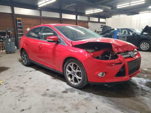 1FADP3F21DL212424 - 2013 FORD FOCUS SE RED photo 4