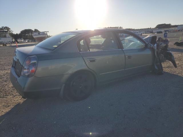 1N4AL11D62C701569 - 2002 NISSAN ALTIMA BASE GREEN photo 3