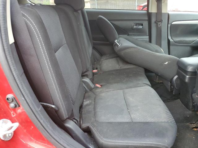 JA4AZ3A38JZ033968 - 2018 MITSUBISHI OUTLANDER SE RED photo 11