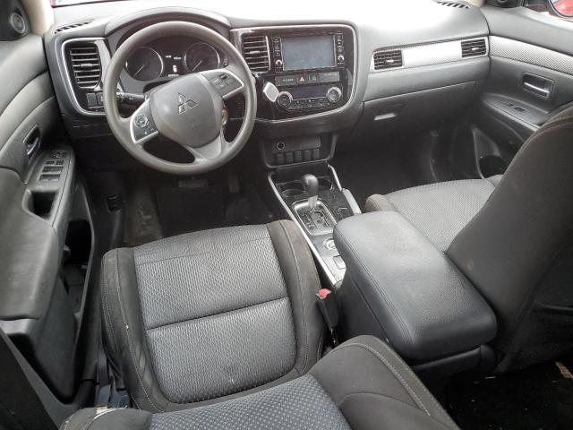 JA4AZ3A38JZ033968 - 2018 MITSUBISHI OUTLANDER SE RED photo 8