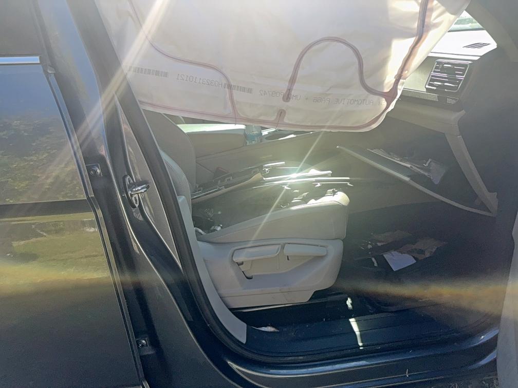 1V2DR2CA6RC543368 - 2024 VOLKSWAGEN ATLAS SE Szary zdjęcie 5