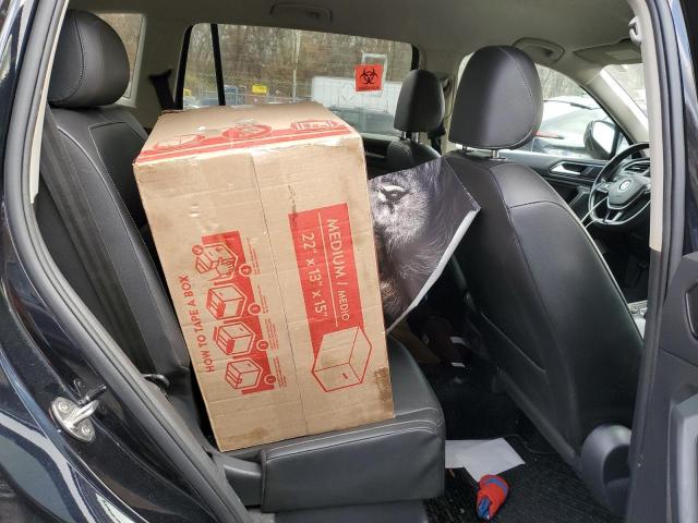 3VV2B7AX9JM073181 - 2018 VOLKSWAGEN TIGUAN SE შავი ფოტო 11