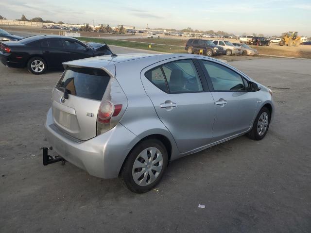 JTDKDTB31C1519238 - 2012 TOYOTA PRIUS C SILVER photo 3