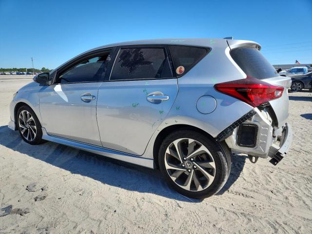 JTNKARJE7JJ572825 - 2018 TOYOTA COROLLA IM SILVER photo 2