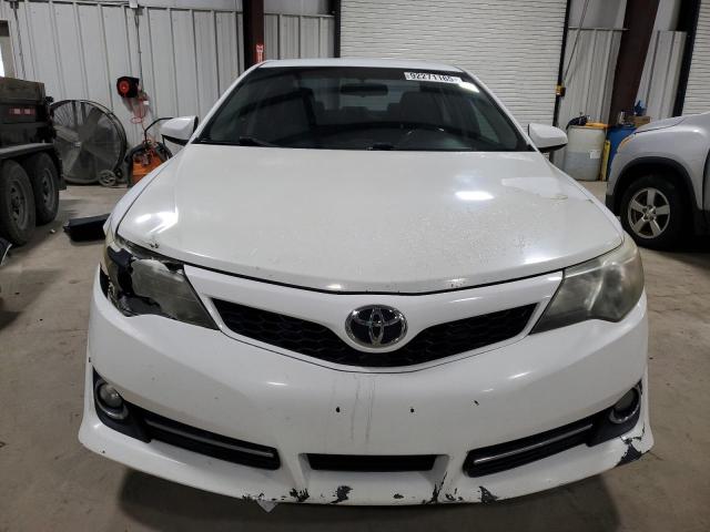 4T1BF1FK1CU593706 - 2012 TOYOTA CAMRY BASE WHITE photo 5