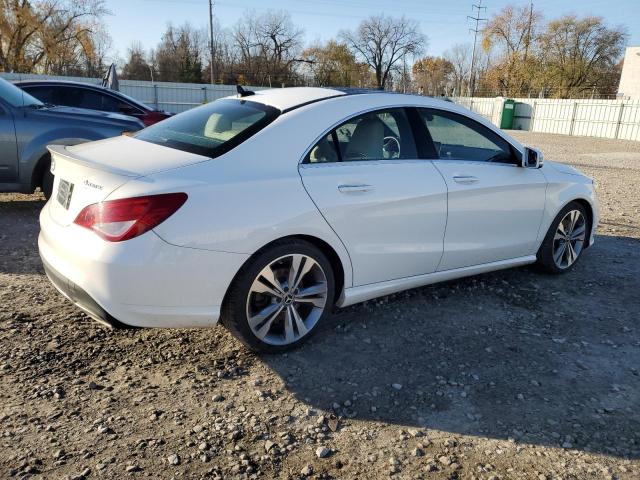 WDDSJ4GB9KN772481 - 2019 MERCEDES-BENZ CLA 250 4MATIC WHITE photo 3