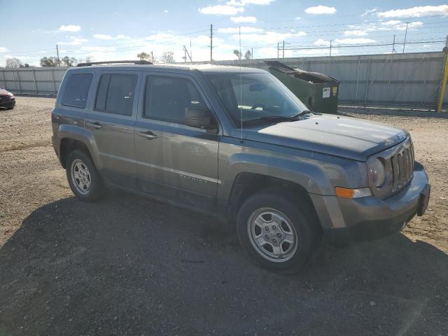 1C4NJRBB8CD688672 - 2012 JEEP PATRIOT SPORT GRAY photo 4