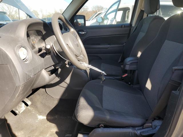 1C4NJRBB8CD688672 - 2012 JEEP PATRIOT SPORT GRAY photo 7