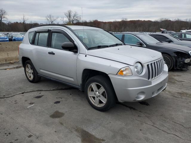 1J8FF47W57D426756 - 2007 JEEP COMPASS 银色 照片 4