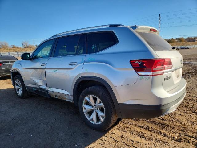 1V2KR2CA7JC524968 - 2018 VOLKSWAGEN ATLAS SE فضي صورة 2