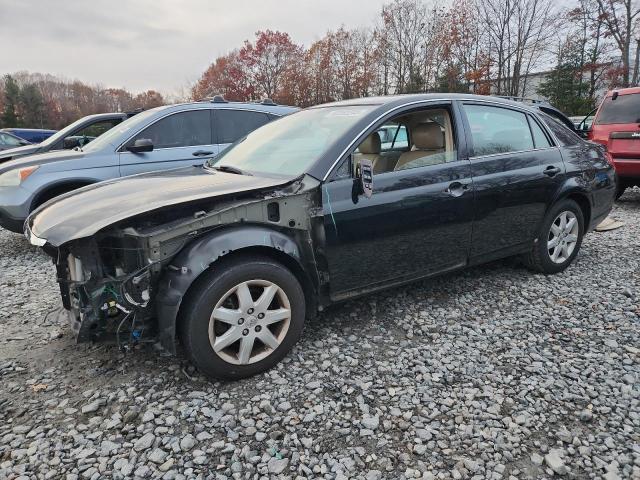 2006 TOYOTA AVALON XL, 