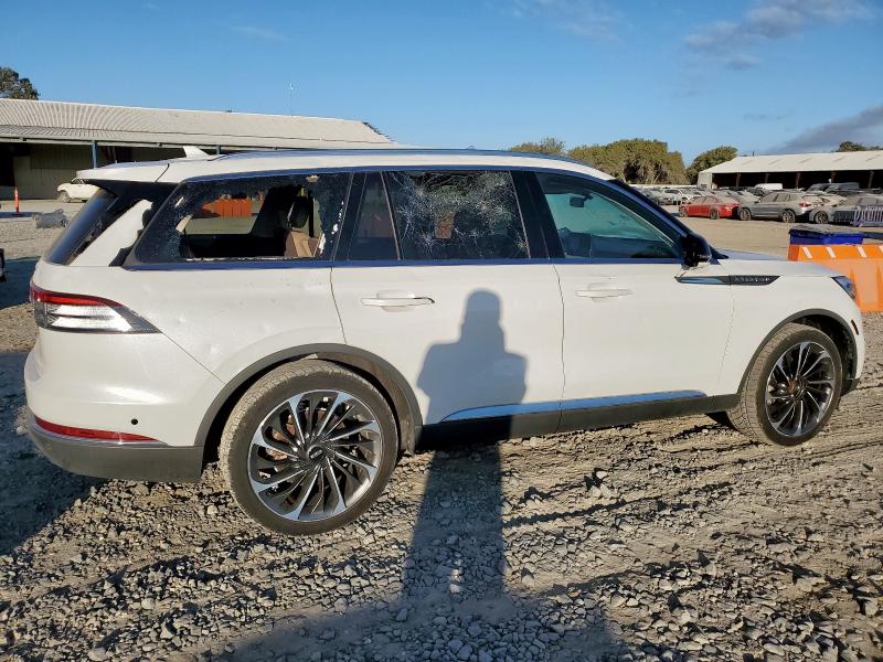 5LM5J7XC4LGL01337 - 2020 LINCOLN AVIATOR RESERVE Beyaz fotoğraf 3