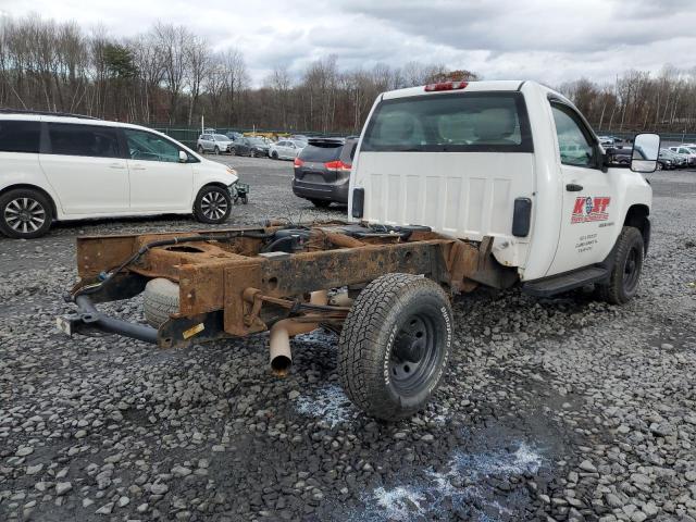 1GBHC24K88E102828 - 2008 CHEVROLET SILVERADO C2500 HEAVY DUTY WHITE photo 3