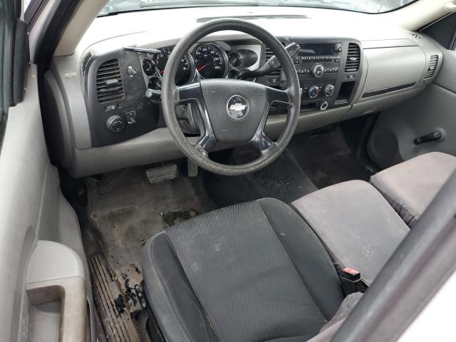 1GBHC24K88E102828 - 2008 CHEVROLET SILVERADO C2500 HEAVY DUTY WHITE photo 8