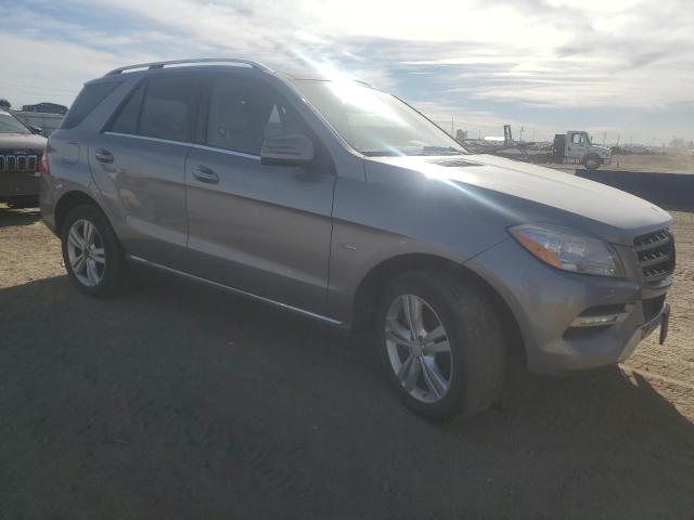 4JGDA5HB1CA011813 - 2012 MERCEDES-BENZ ML 350 4MATIC GRAY photo 4