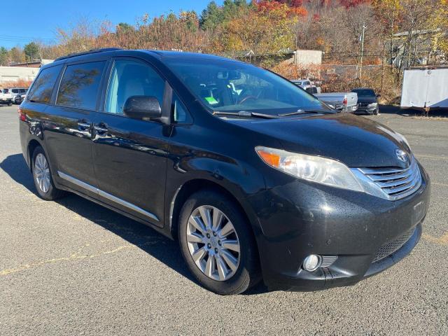 2011 TOYOTA SIENNA XLE, 