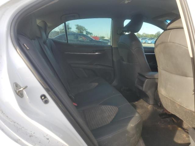 4T1B11HK3KU826236 - 2019 TOYOTA CAMRY L თეთრი ფოტო 10