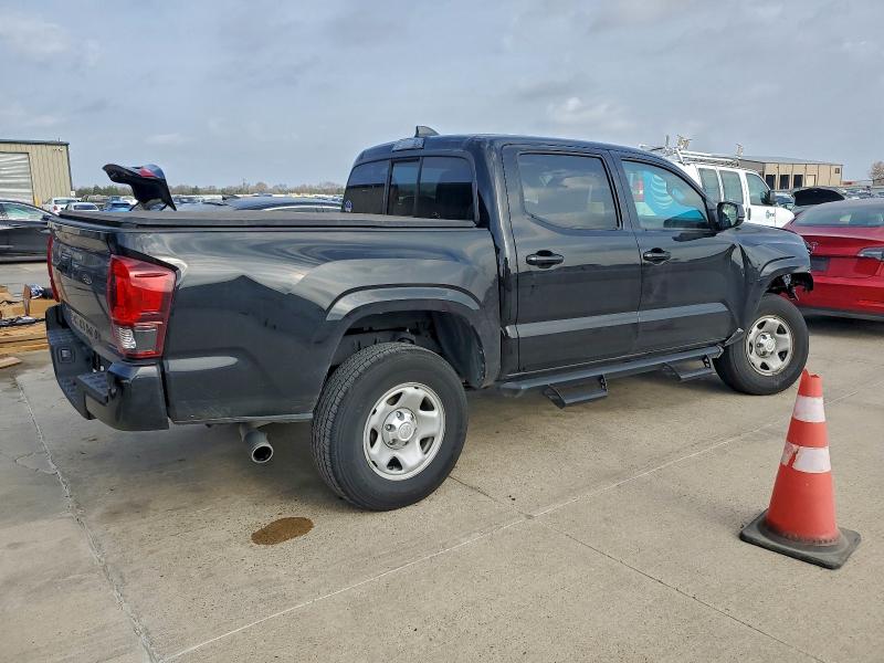 3TYAX5GN8PT088015 - 2023 TOYOTA TACOMA DOUBLE CAB 黑色 照片 3