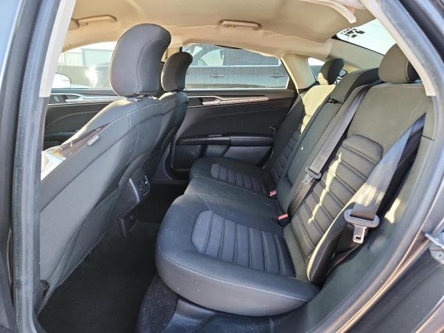 3FA6P0HDXJR276352 - 2018 FORD FUSION SE Szary zdjęcie 10