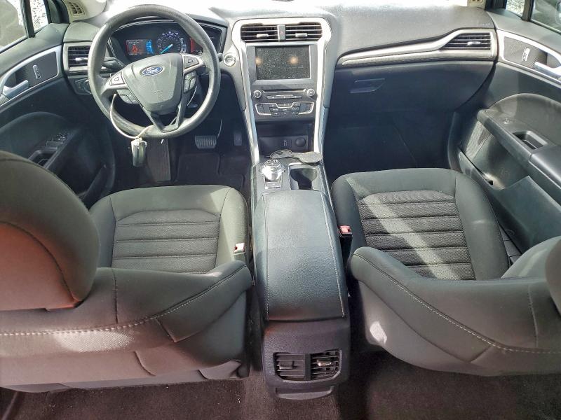 3FA6P0HDXJR276352 - 2018 FORD FUSION SE Szary zdjęcie 8