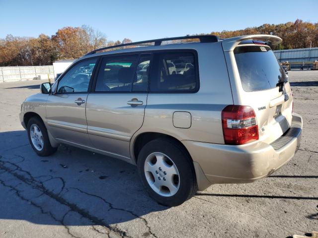 JTEDP21AX40010813 - 2004 TOYOTA HIGHLANDER BASE Dorado foto 2