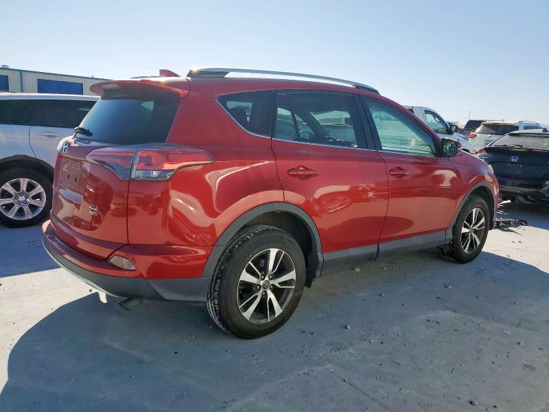 2T3RFREV6GW433049 - 2016 TOYOTA RAV4 XLE 红色 照片 3