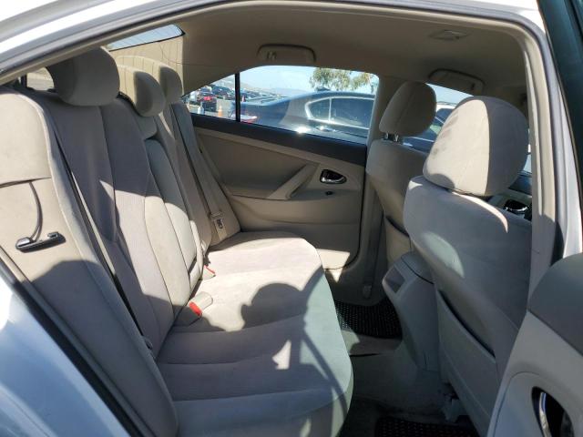 4T1BF3EK8AU576606 - 2010 TOYOTA CAMRY BASE თეთრი ფოტო 10