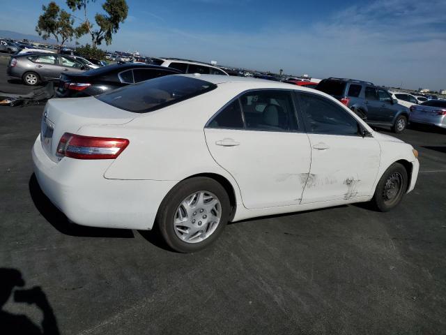 4T1BF3EK8AU576606 - 2010 TOYOTA CAMRY BASE თეთრი ფოტო 3