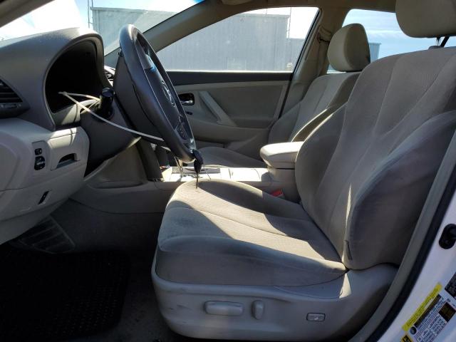 4T1BF3EK8AU576606 - 2010 TOYOTA CAMRY BASE თეთრი ფოტო 7