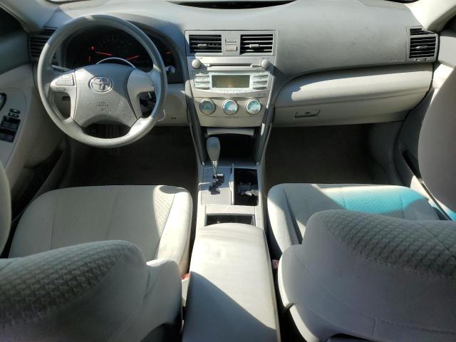 4T4BE46K39R049128 - 2009 TOYOTA CAMRY BASE SILVER photo 8