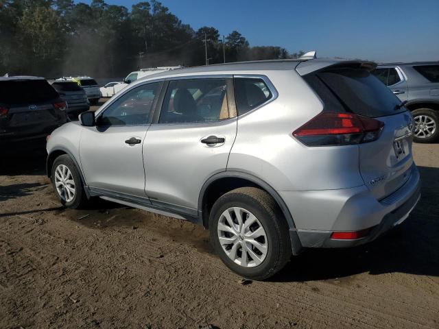 KNMAT2MT1JP621655 - 2018 NISSAN ROGUE S SILVER photo 2