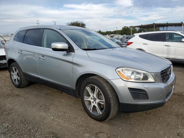 YV4902DZ8D2444391 - 2013 VOLVO XC60 T6 蓝色 照片 4