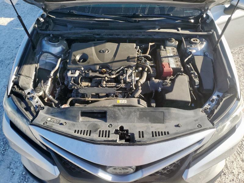 4T1B61HK9JU129069 - 2018 TOYOTA CAMRY XSE GRAY photo 11