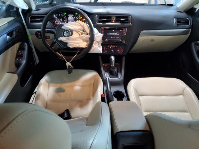 3VWDB7AJ4HM292351 - 2017 VOLKSWAGEN JETTA SE BLUE photo 8